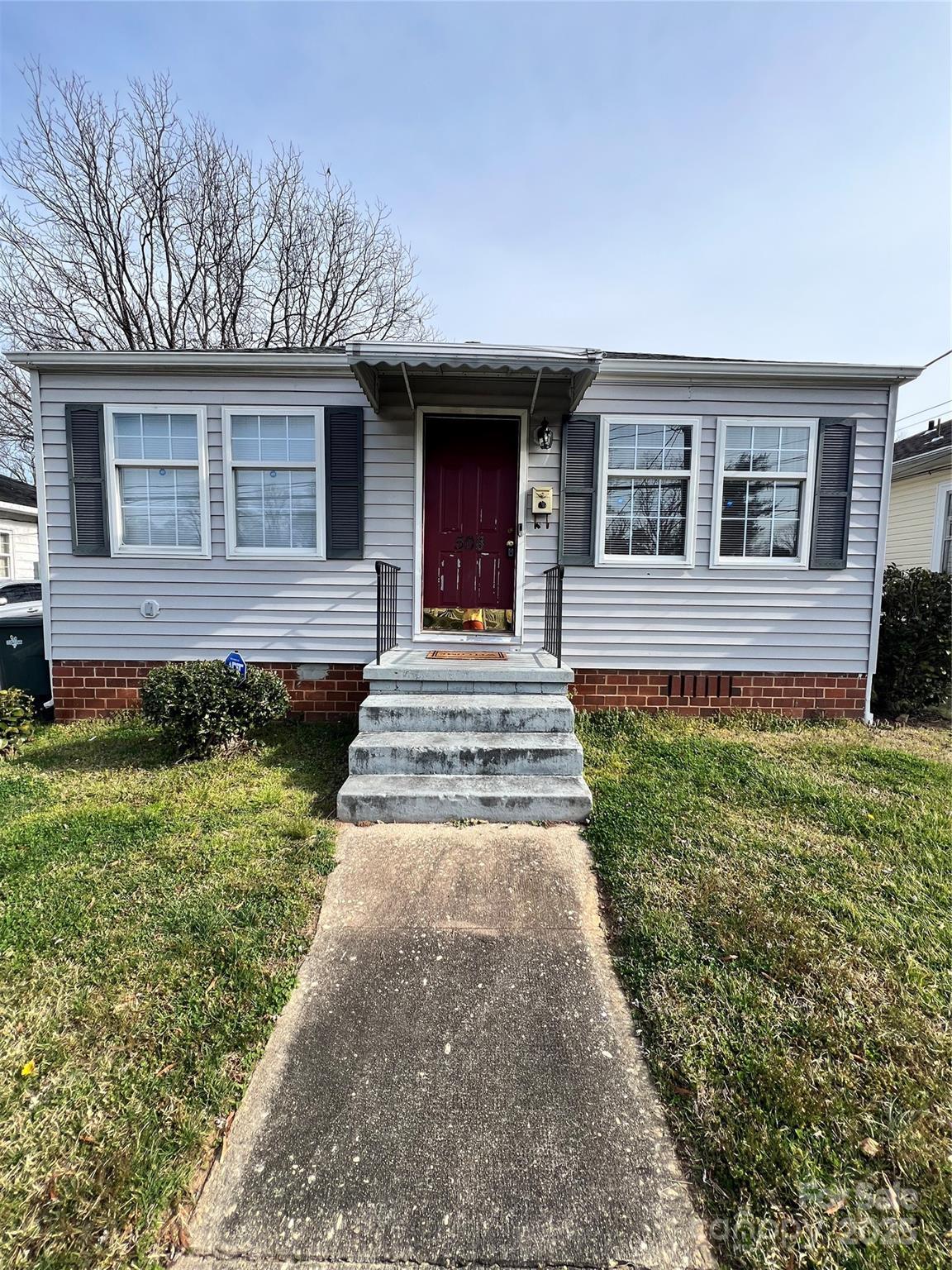 Elm St, Salisbury, NC 28144