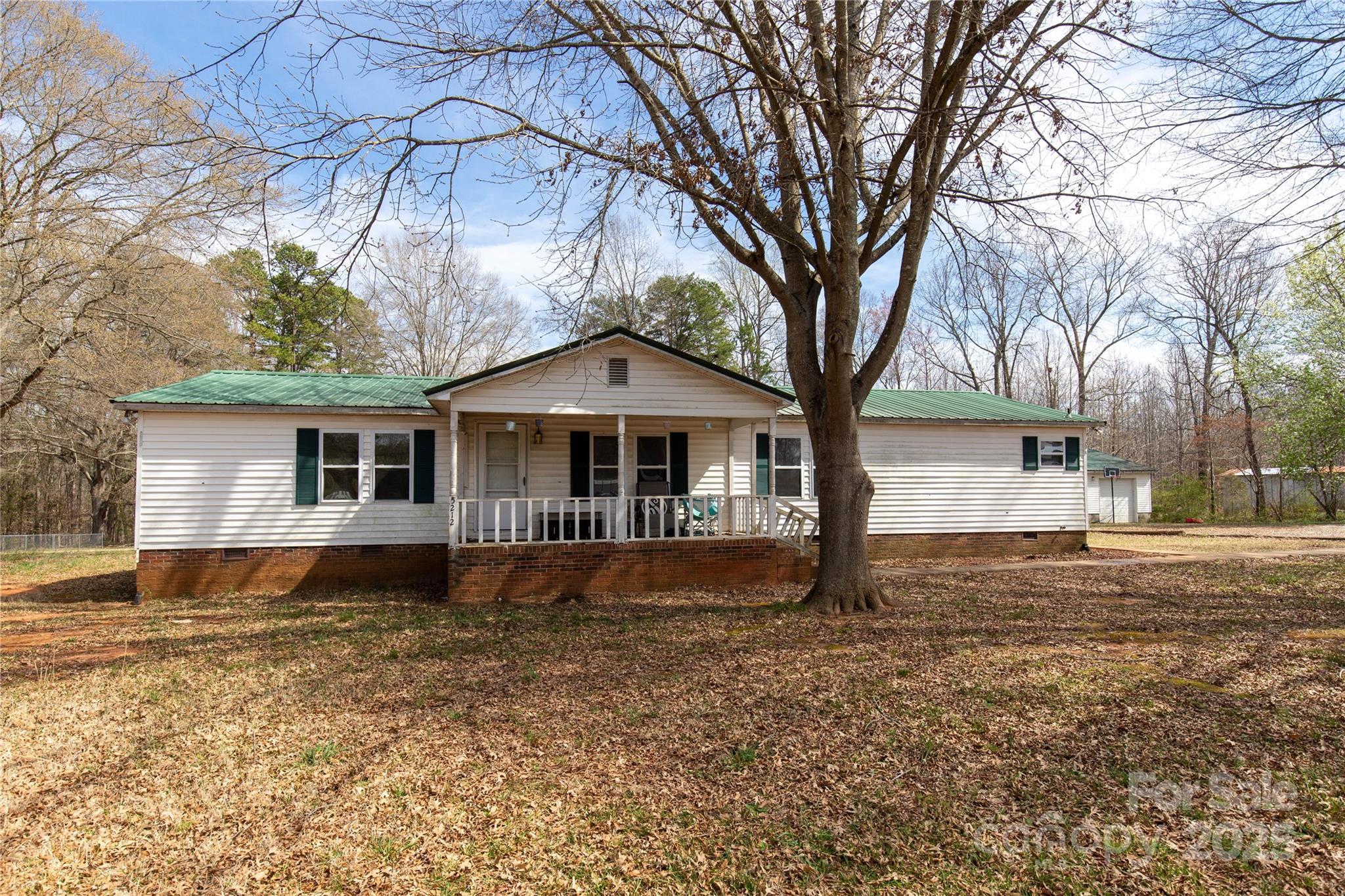 Old Concord Rd, Salisbury, NC 28146