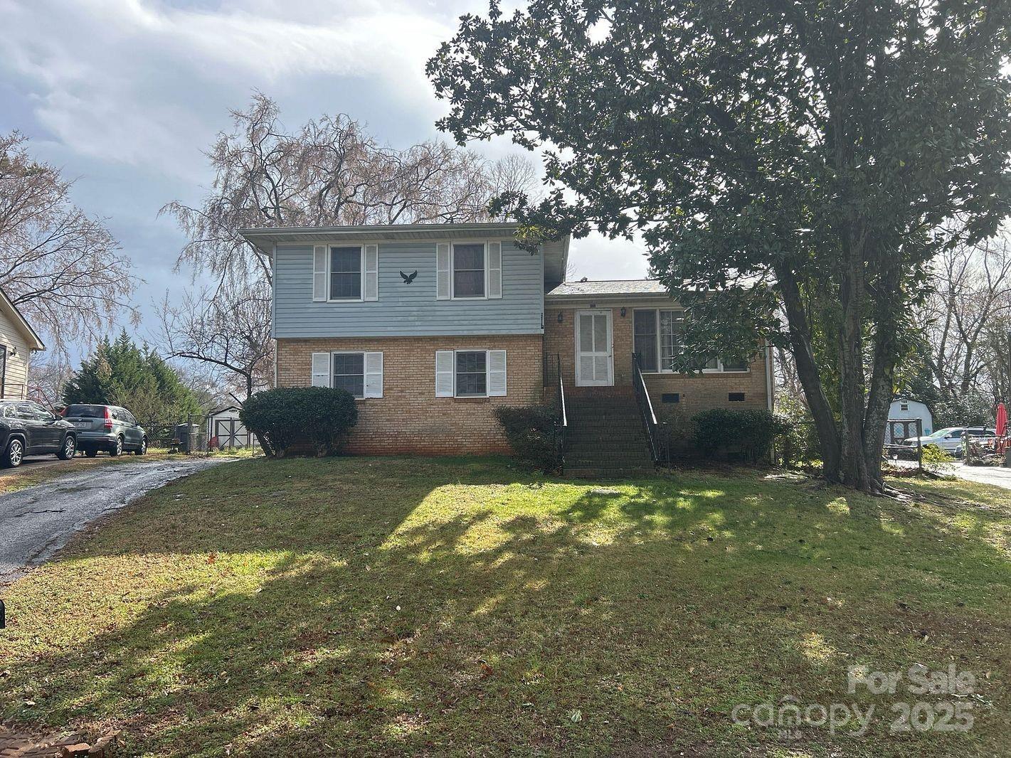 Lamplighter Pl, Charlotte, NC 28217