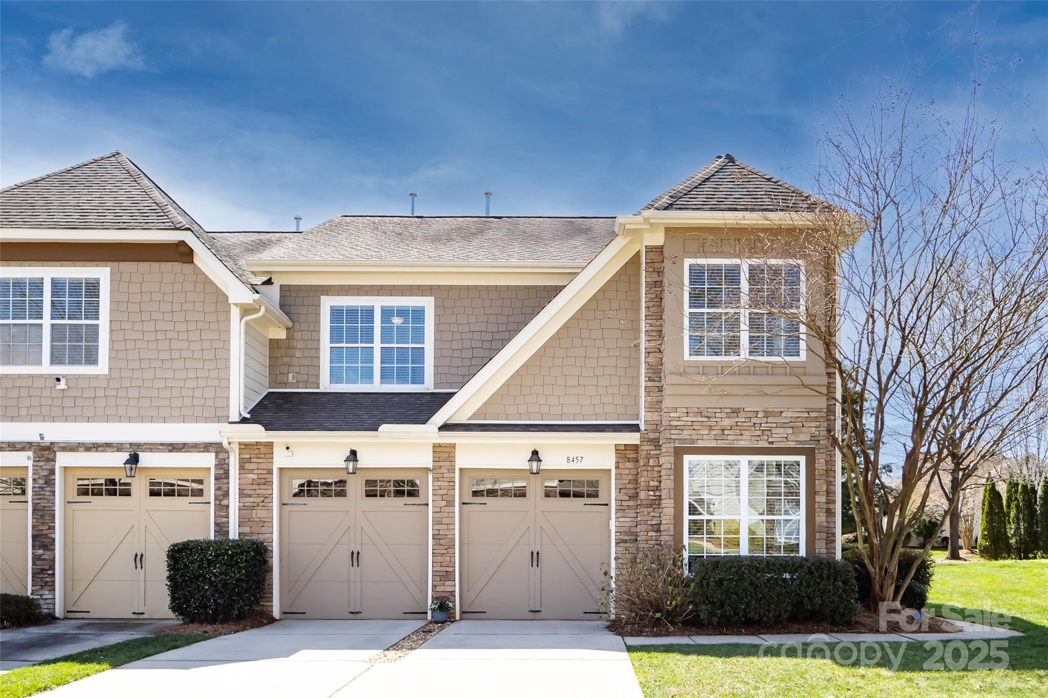 Loxton Cir, Charlotte, NC 28214
