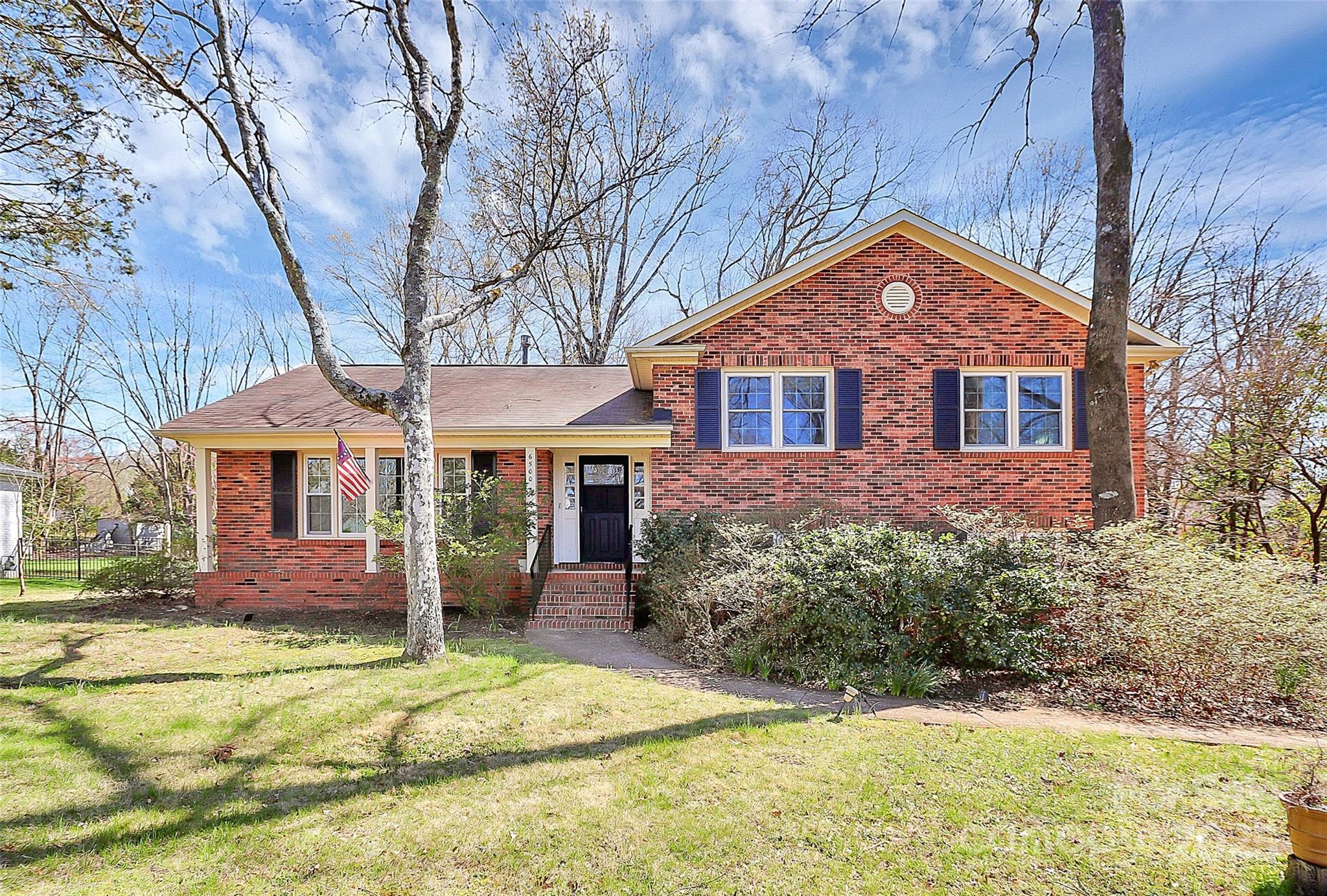 Windyrush Rd, Charlotte, NC 28226