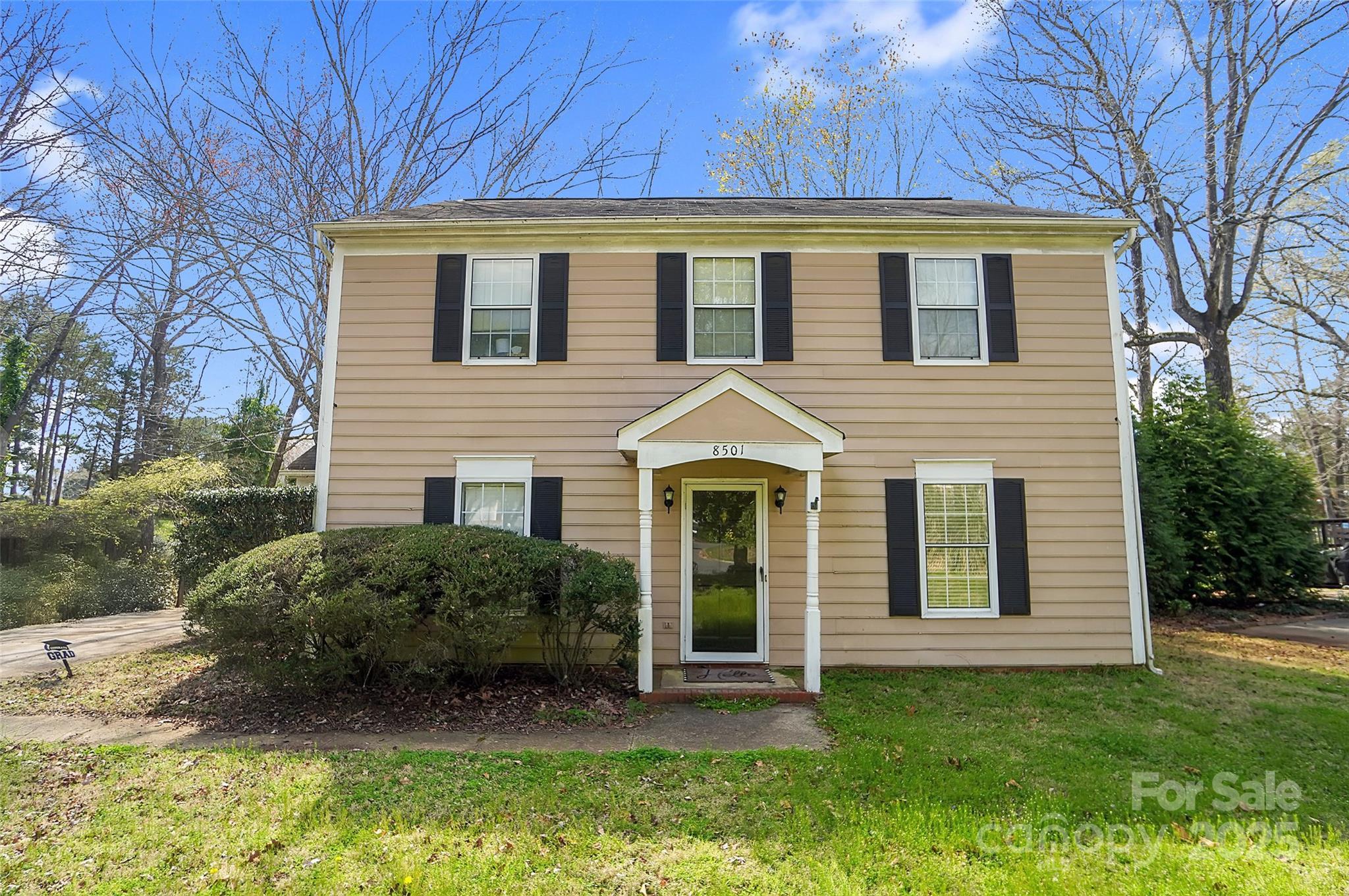Golf Ridge Dr, Charlotte, NC 28277