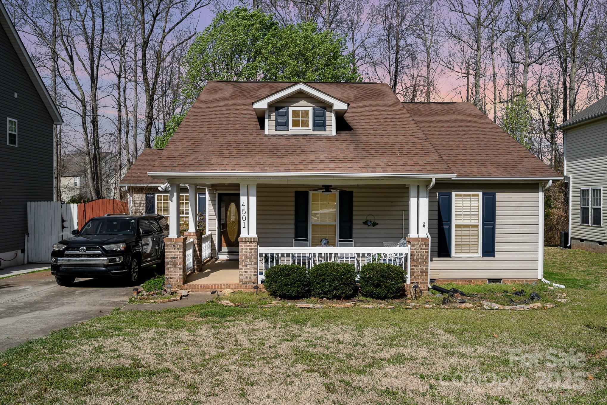 Brandie Glen Rd, Charlotte, NC 28269