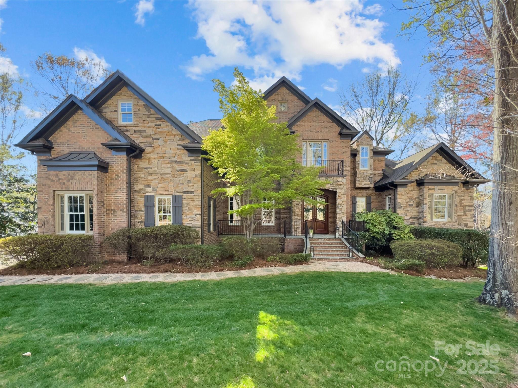 Callander Ct, Charlotte, NC 28277