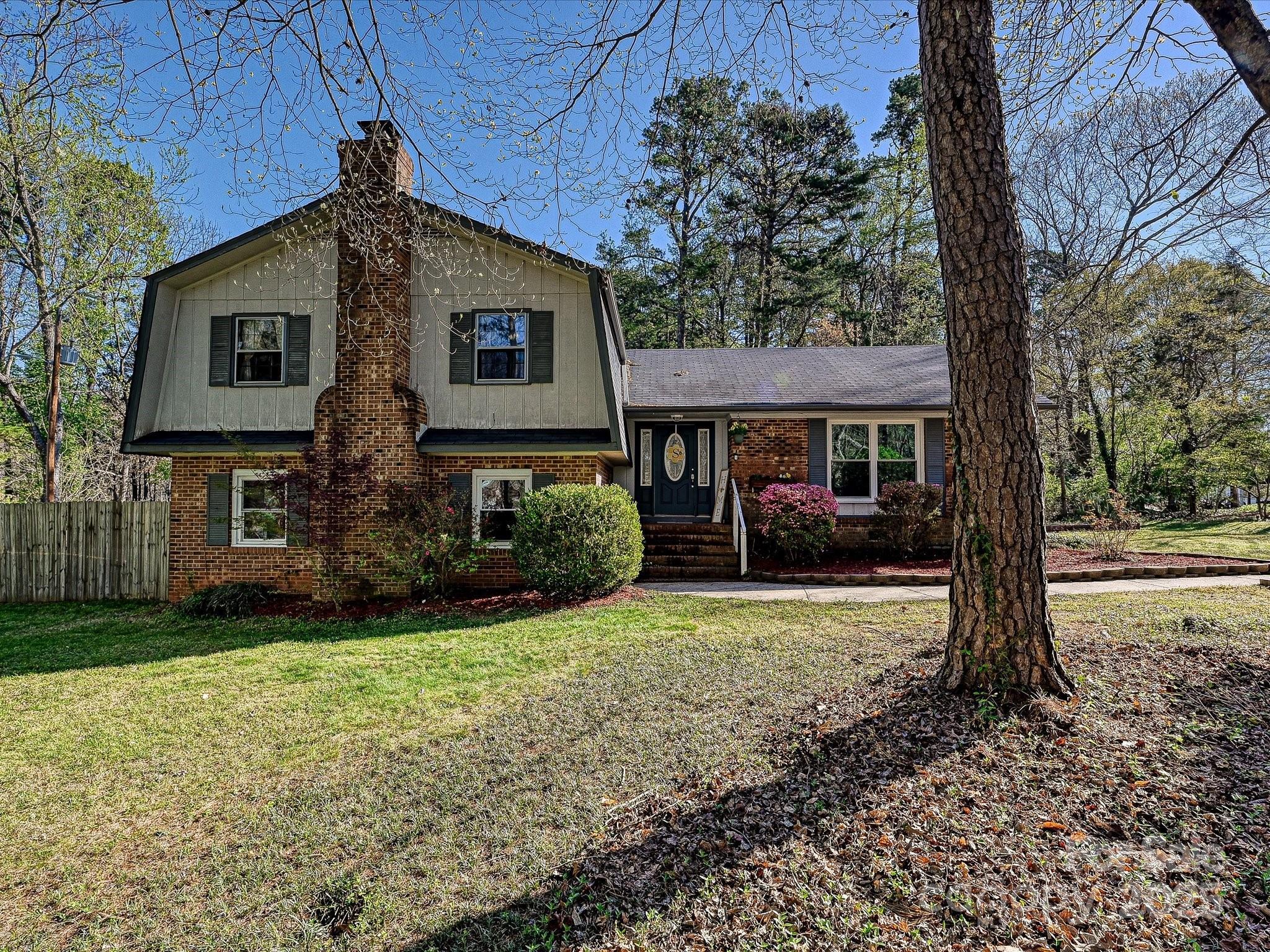Chuckwood Dr, Mint Hill, NC 28227