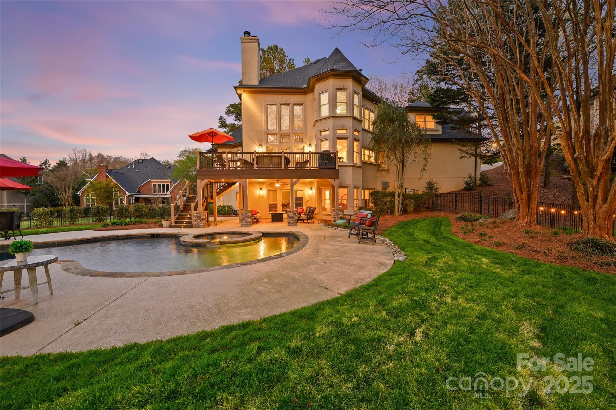 Playfair Ln, Charlotte, NC 28277