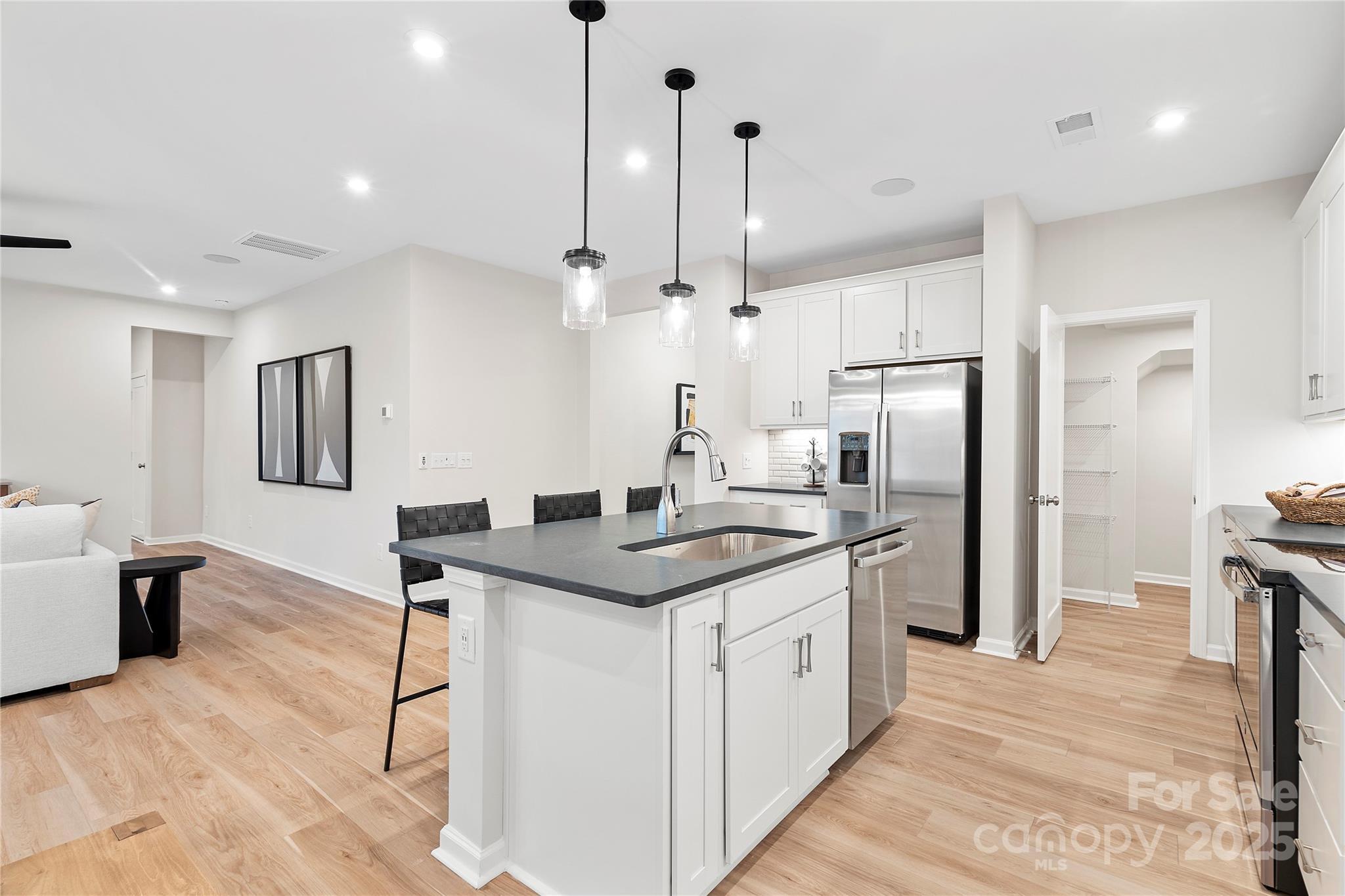 Franklin Trail St, Charlotte, NC 28227