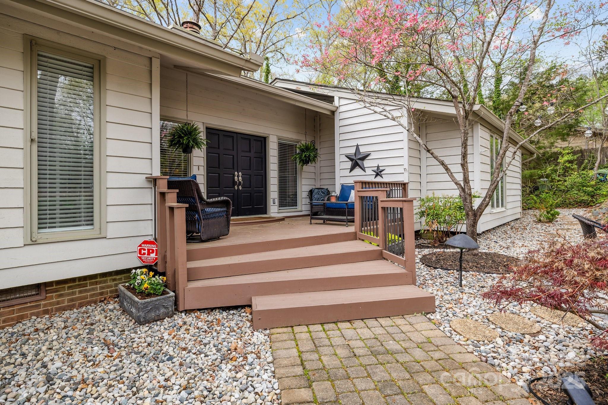 Heritage Ct, Clover, SC 29710