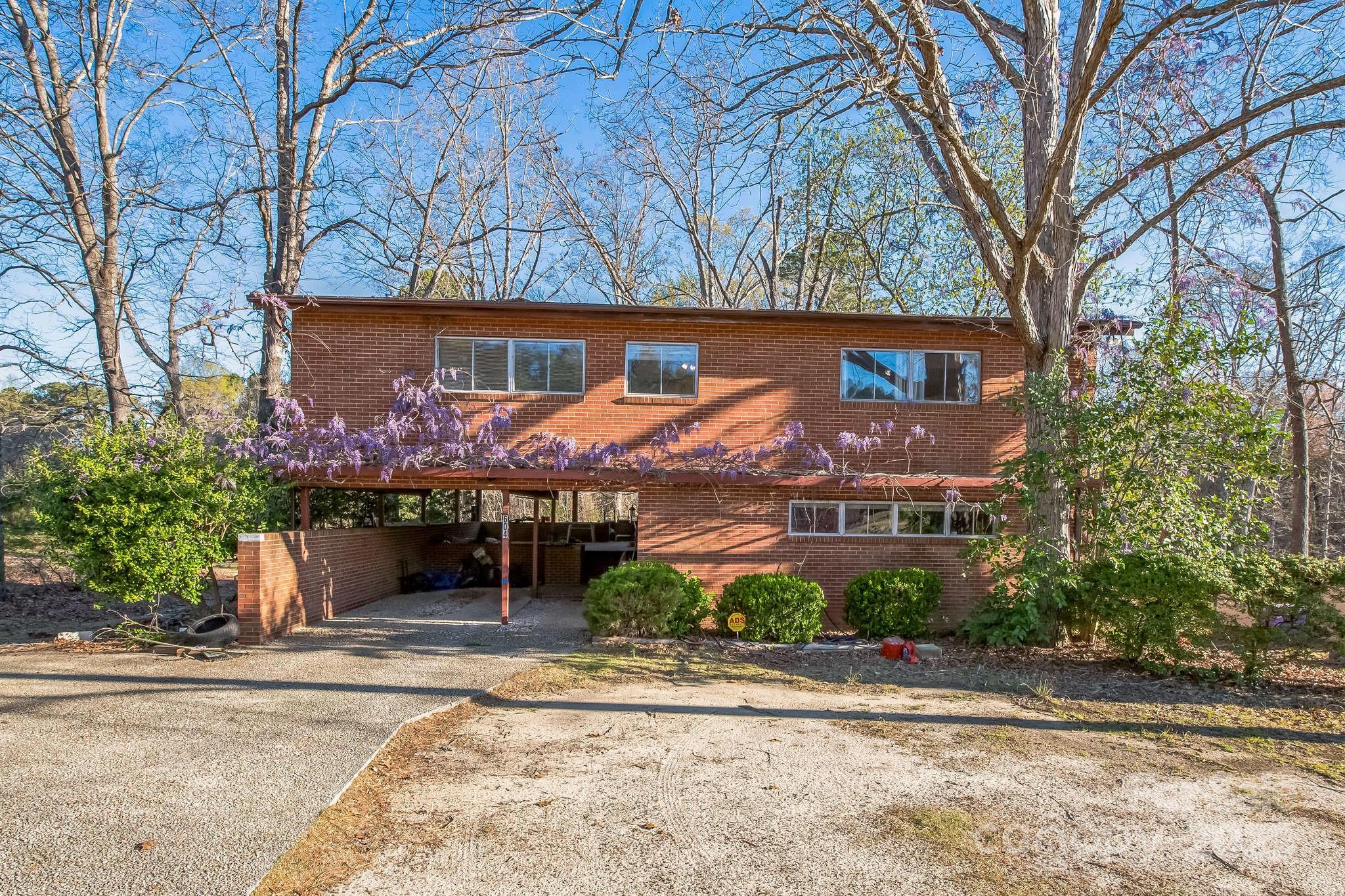 Harkey Rd, Sanford, NC 27330