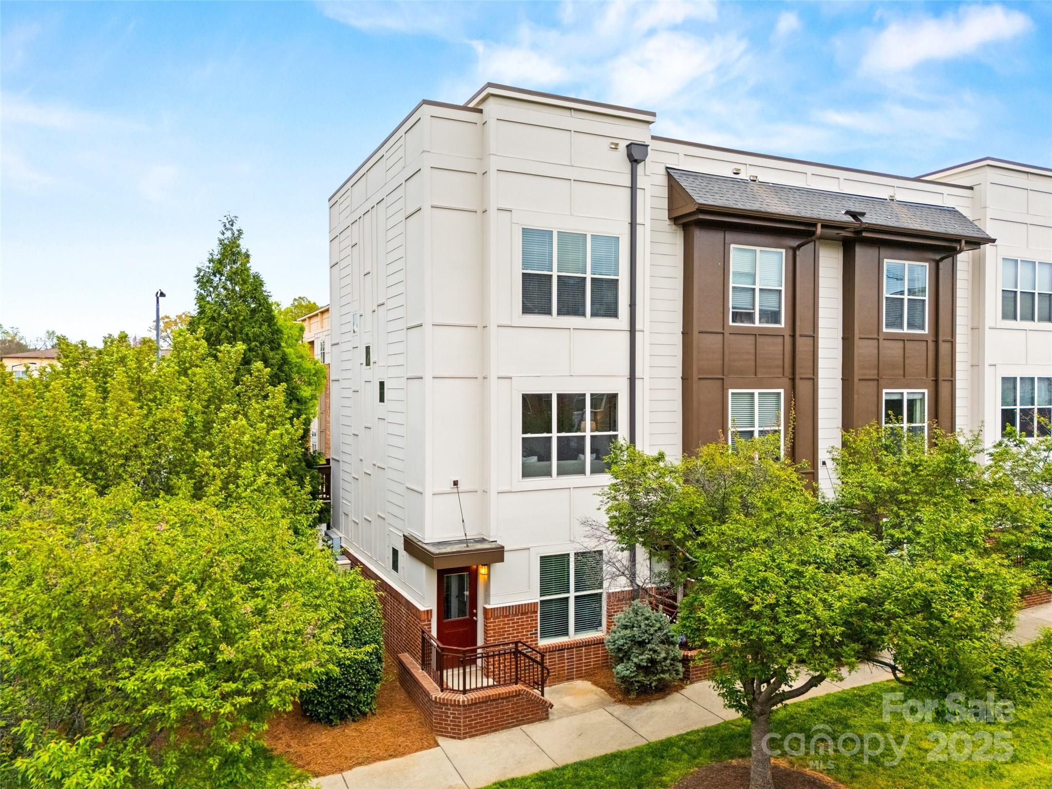Seigle Point Dr, Charlotte, NC 28204