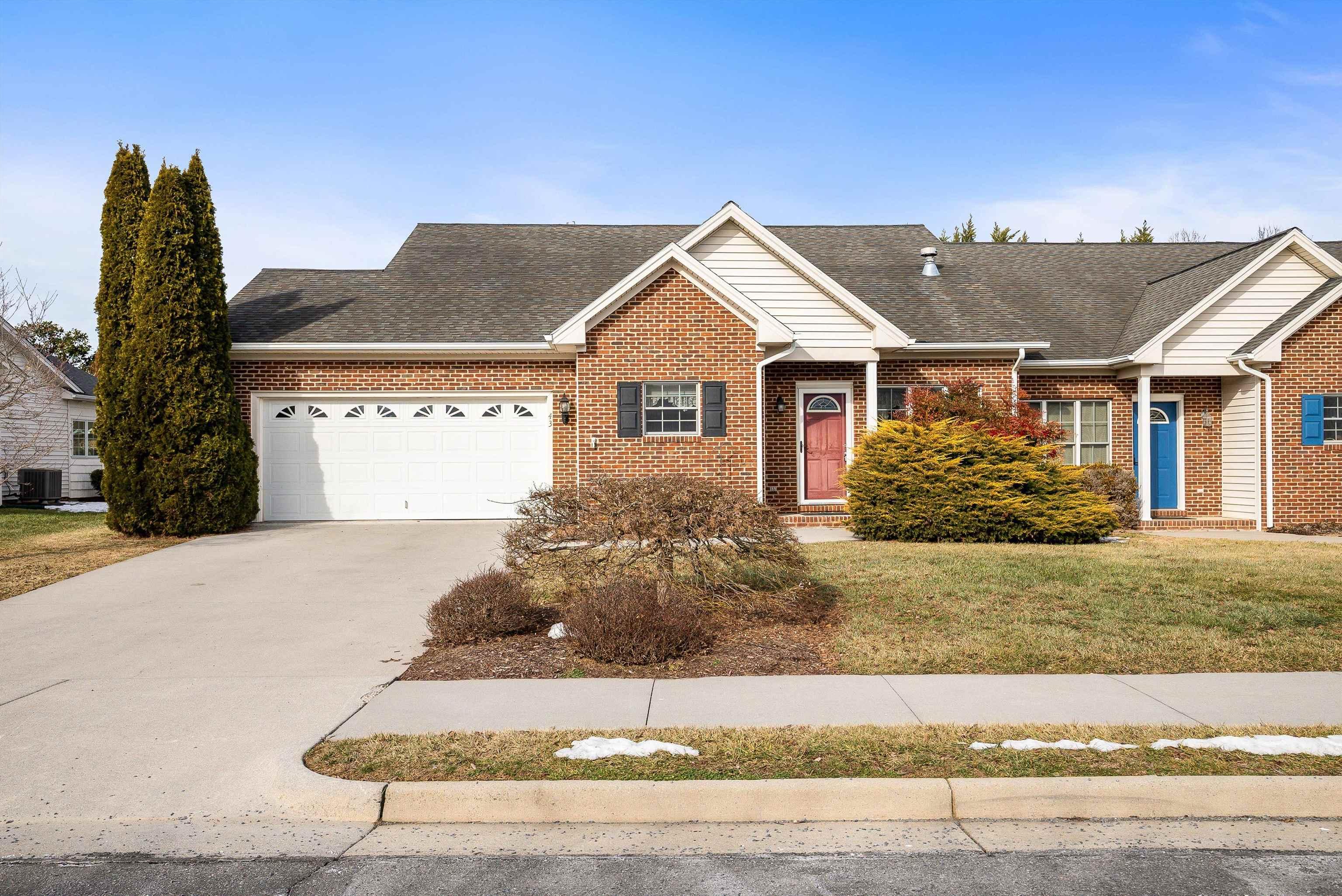 Greenview Ln, New Market, VA 22844