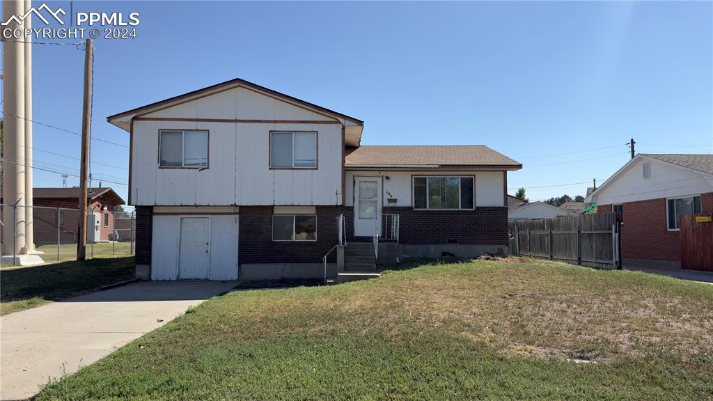 W 26th St, La Junta, CO 81050