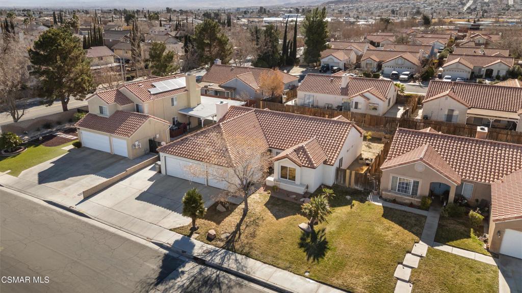 Kings Rd, Palmdale, CA 93551