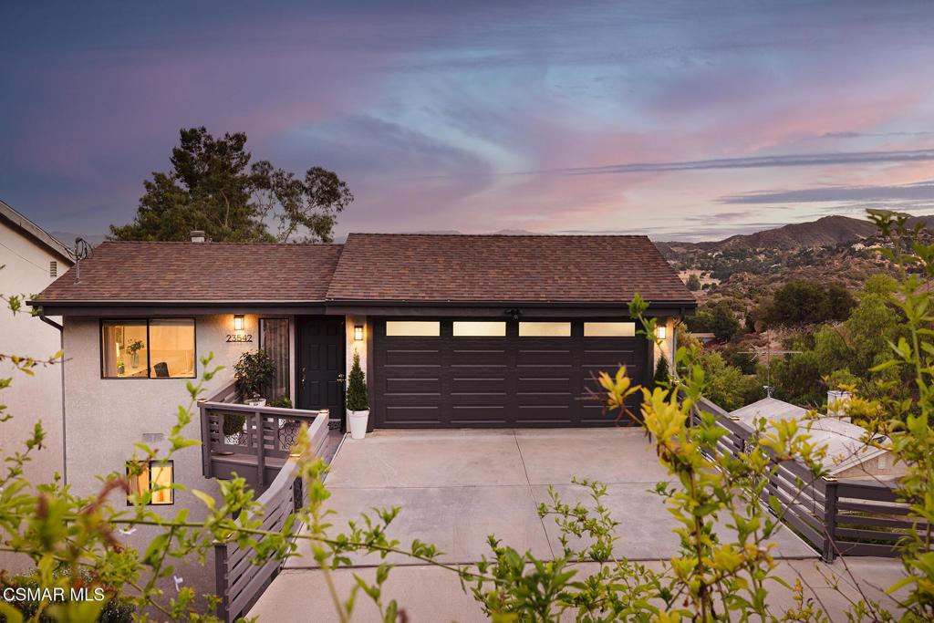 Ehlers Dr, Chatsworth, CA 91311