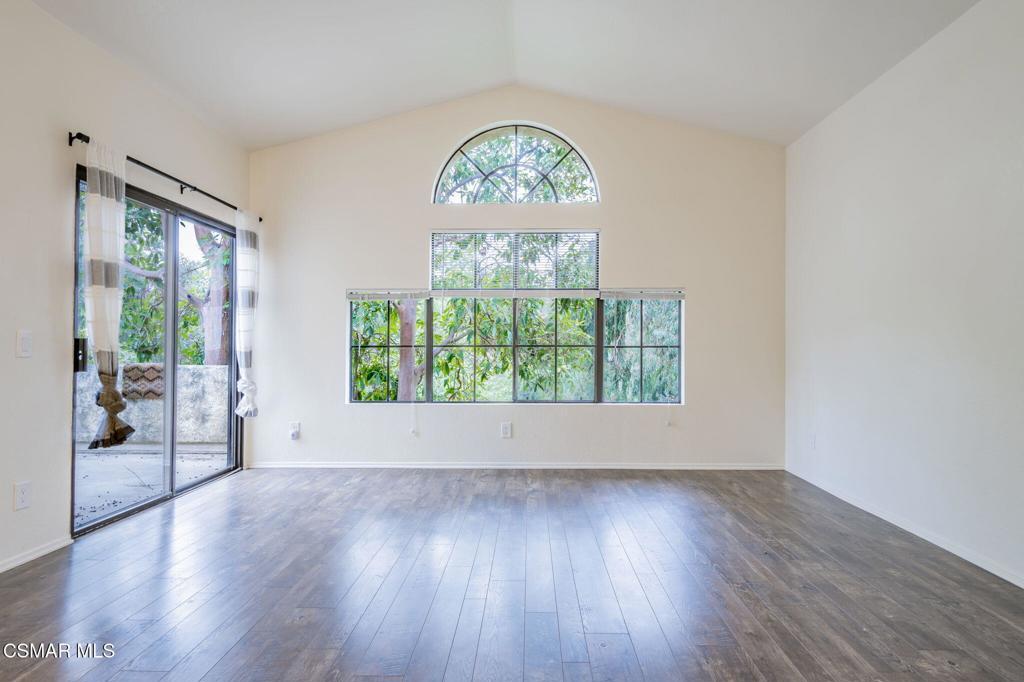 Recodo Way, Camarillo, CA 93012