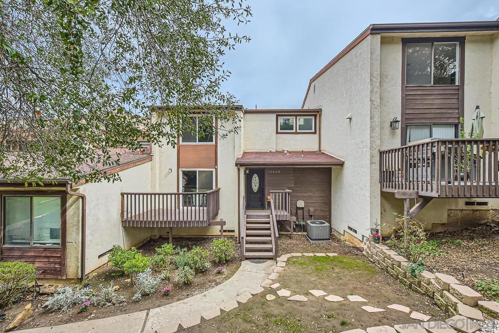 Davis Cup Ln, Ramona, CA 92065