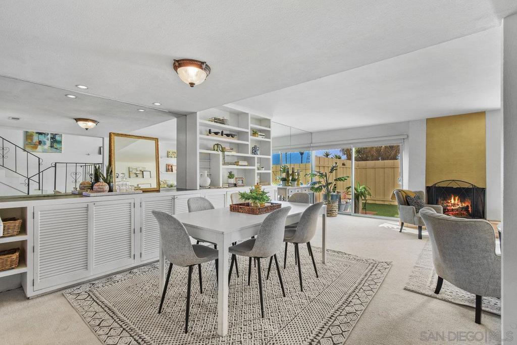 Loma Riviera Ct, San Diego, CA 92110