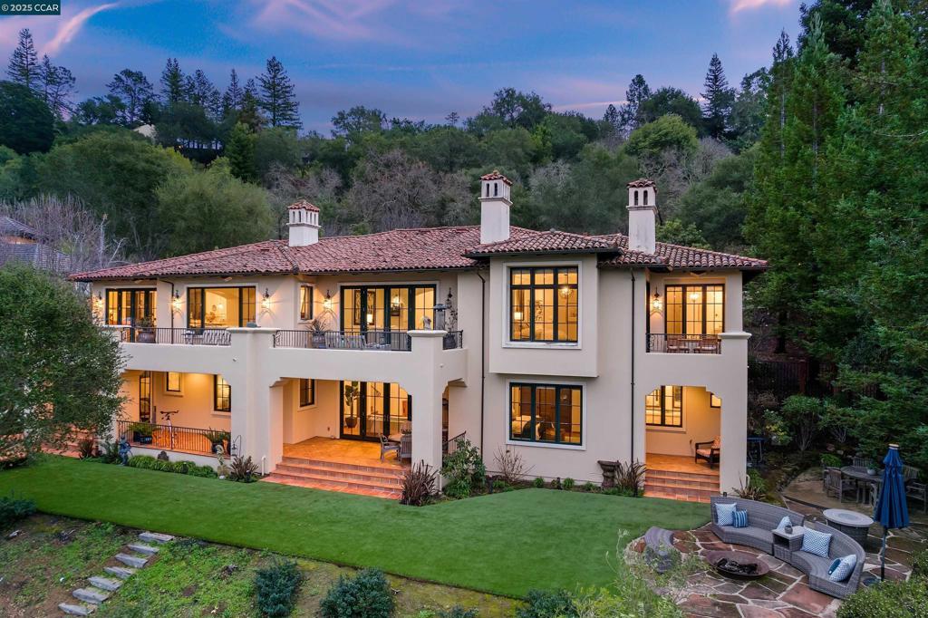 Tiger Tail Ct, Orinda, CA 94563