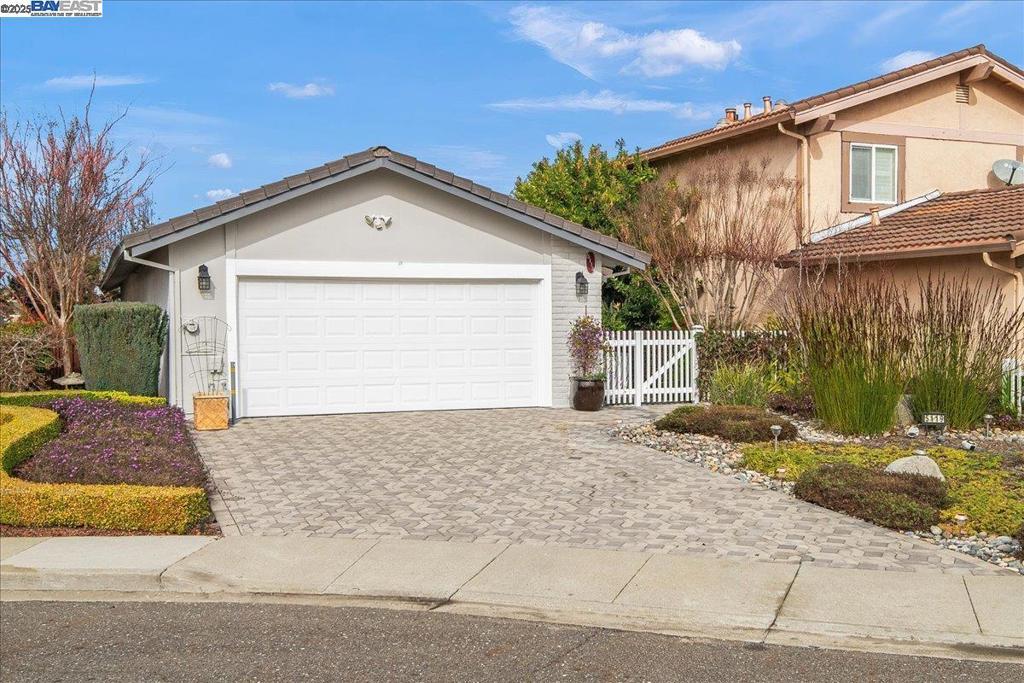 Ipswich Ct, Newark, CA 94560