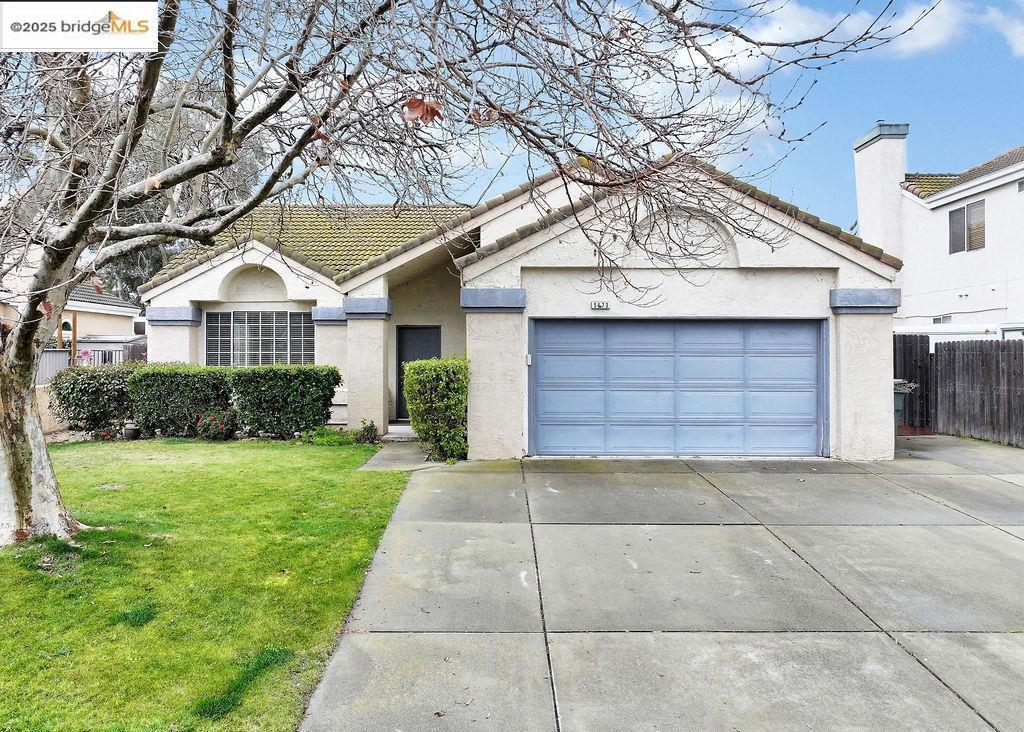 Piper Ln, Oakley, CA 94561