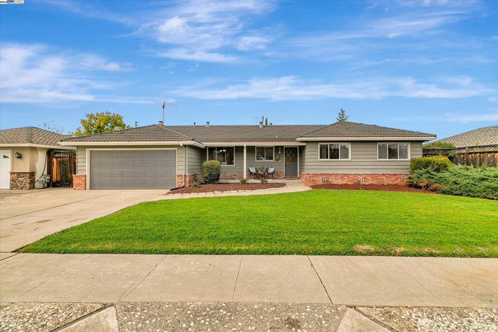Brophy Dr, Fremont, CA 94536