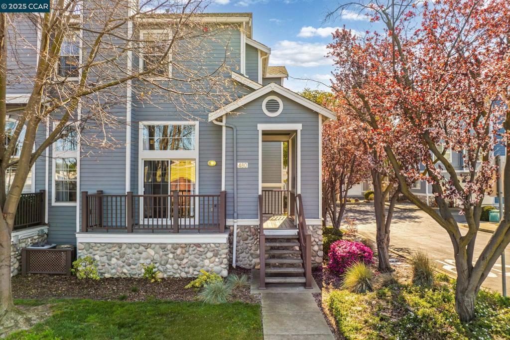 E E St, Benicia, CA 94510