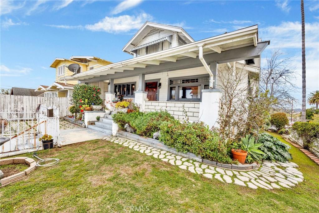 Nolden St, Los Angeles, CA 90042