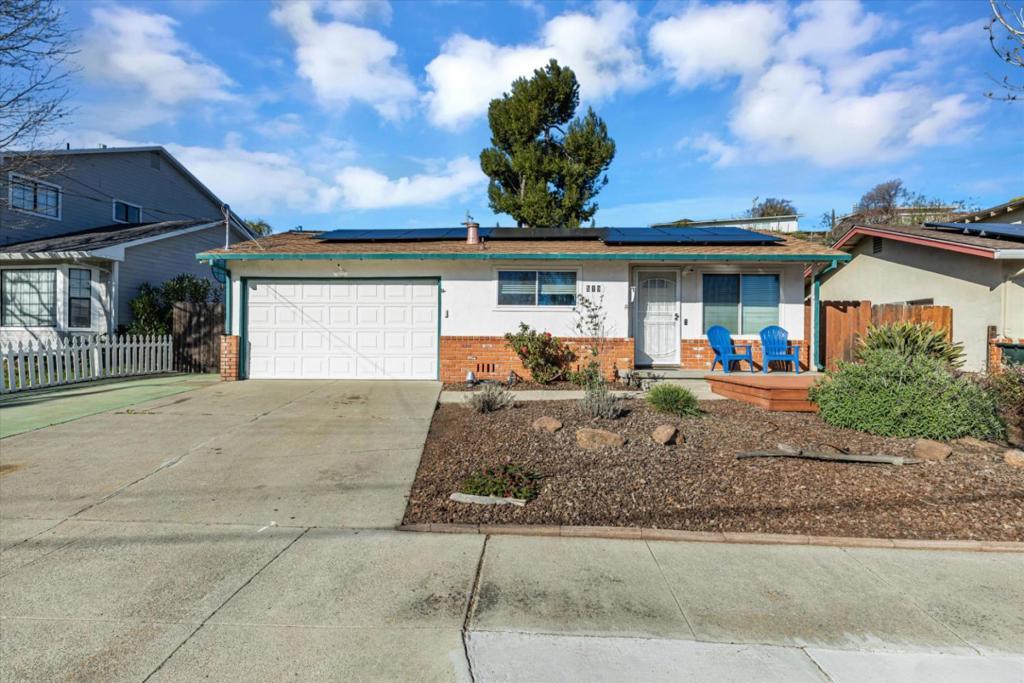 Lindley Dr, Antioch, CA 94509