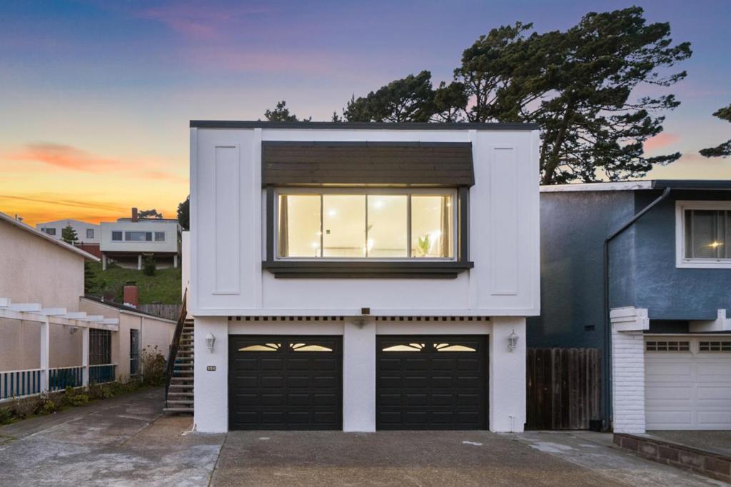Verducci Dr, Daly City, CA 94015