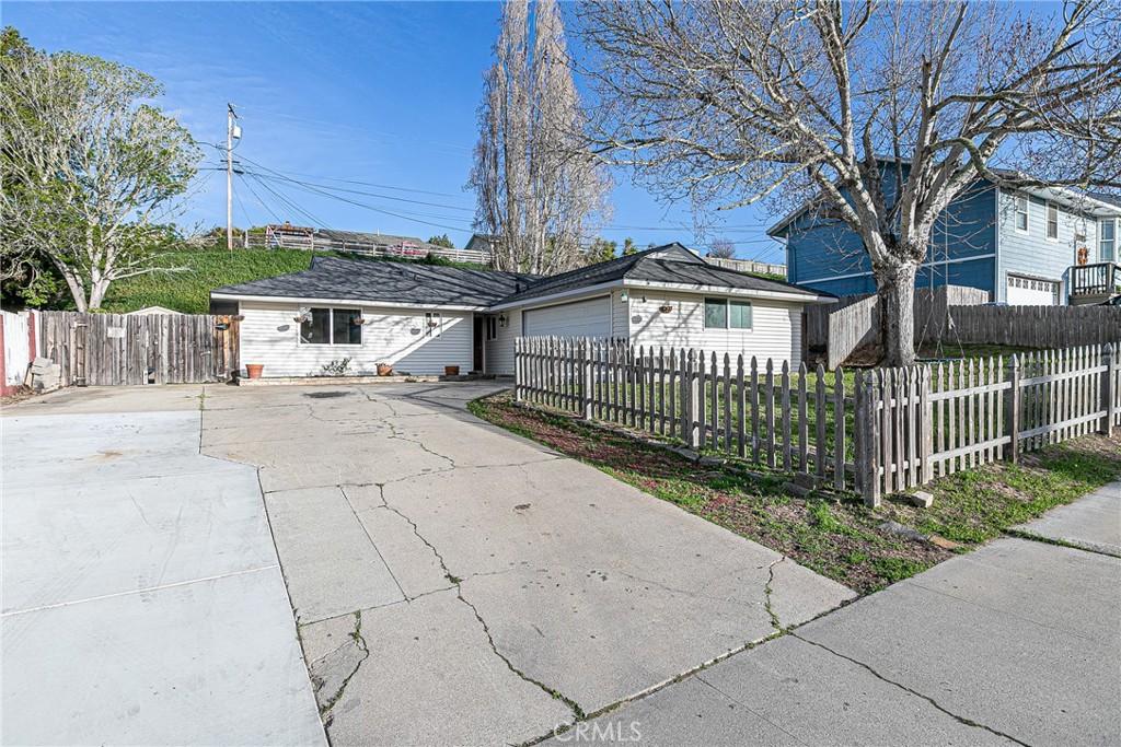 Sunbeam Rd, Lompoc, CA 93436