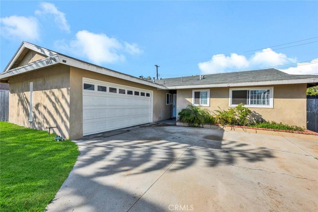 Santana Cir, Huntington Beach, CA 92646