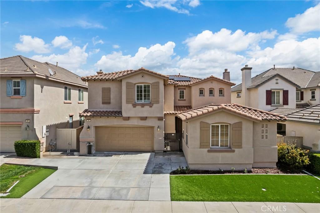 Plaza Avila, Lake Elsinore, CA 92532