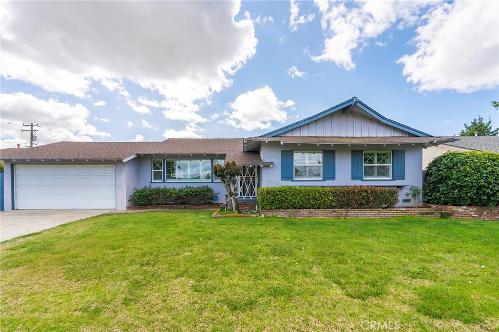 W Autumn Dr, Anaheim, CA 92805