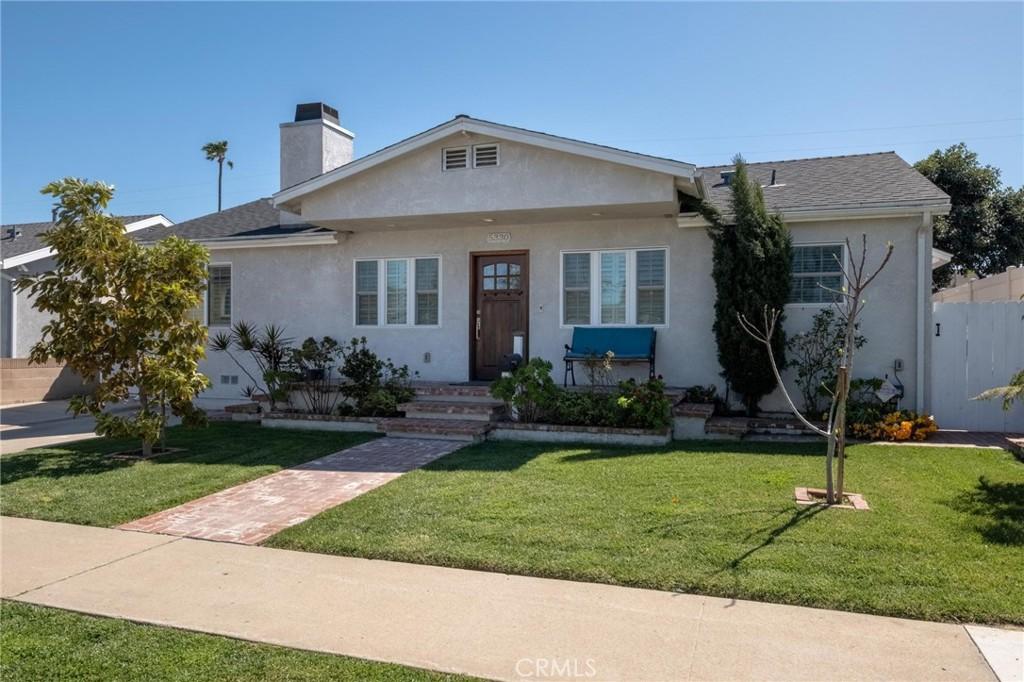 W 127th St, Hawthorne, CA 90250