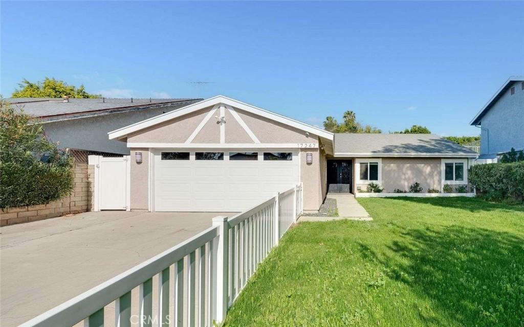 Leadwell St, Van Nuys, CA 91406