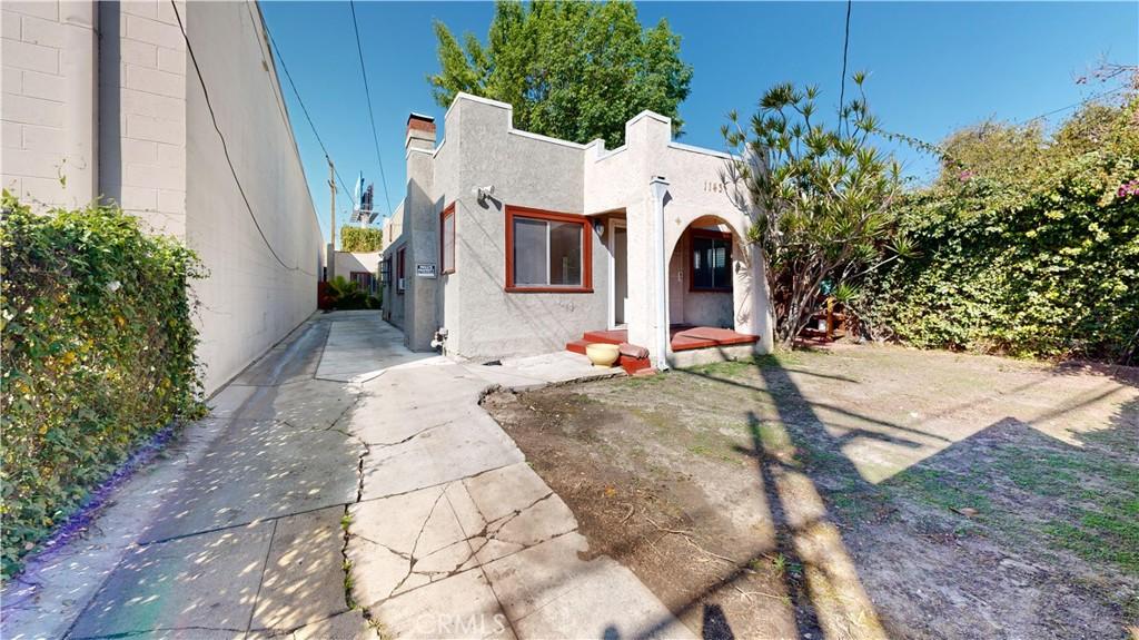 N Sycamore Ave, Los Angeles, CA 90038
