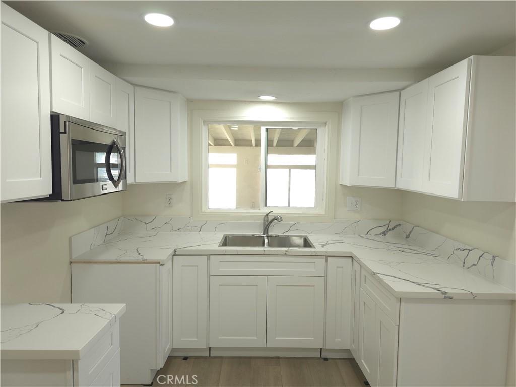 Yale St, Hemet, CA 92544