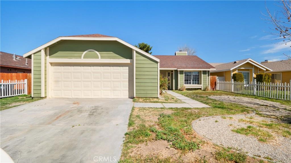 Twinberry Ln, Lancaster, CA 93534
