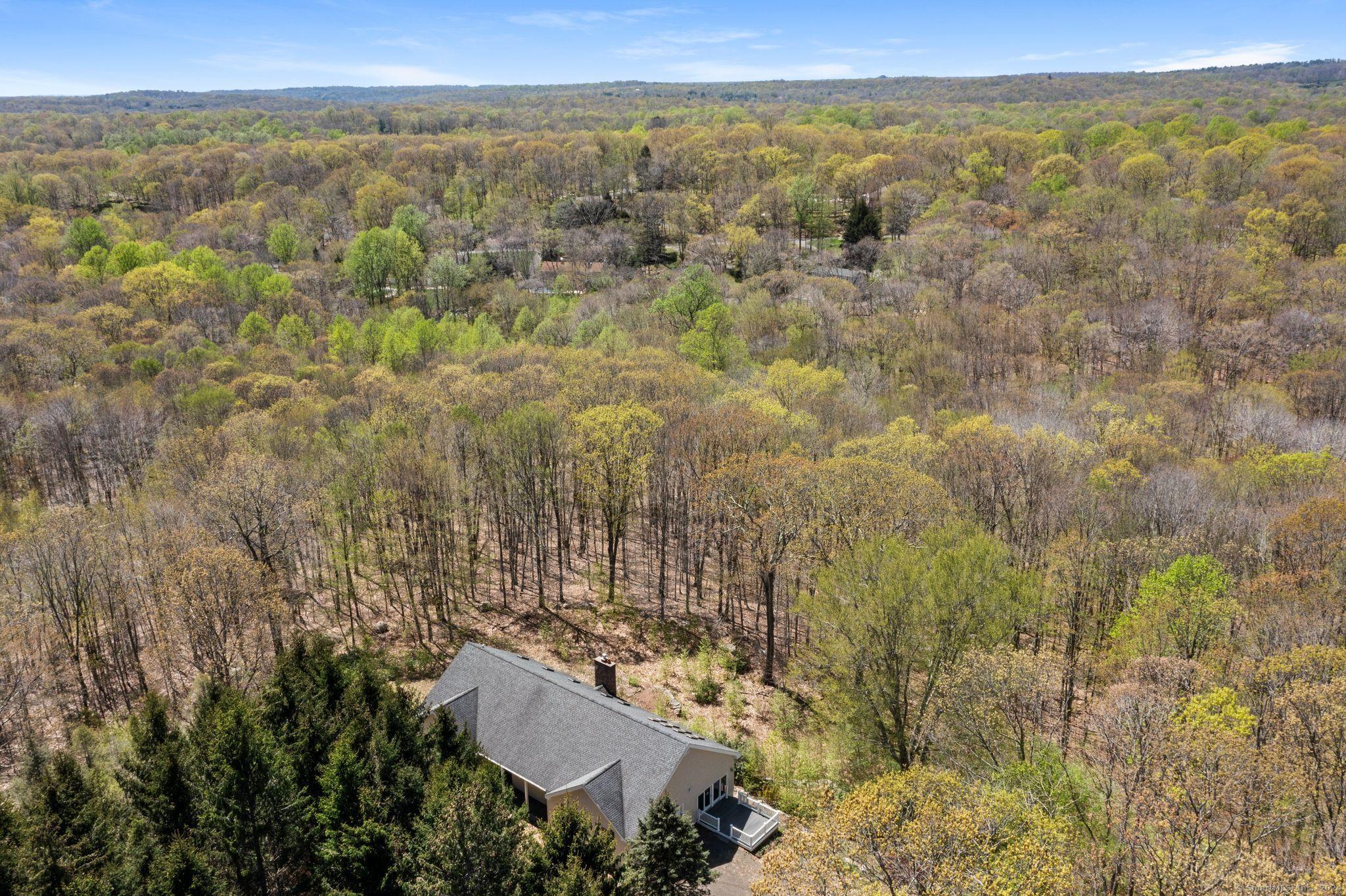 Hart Rd, Guilford, CT 06437