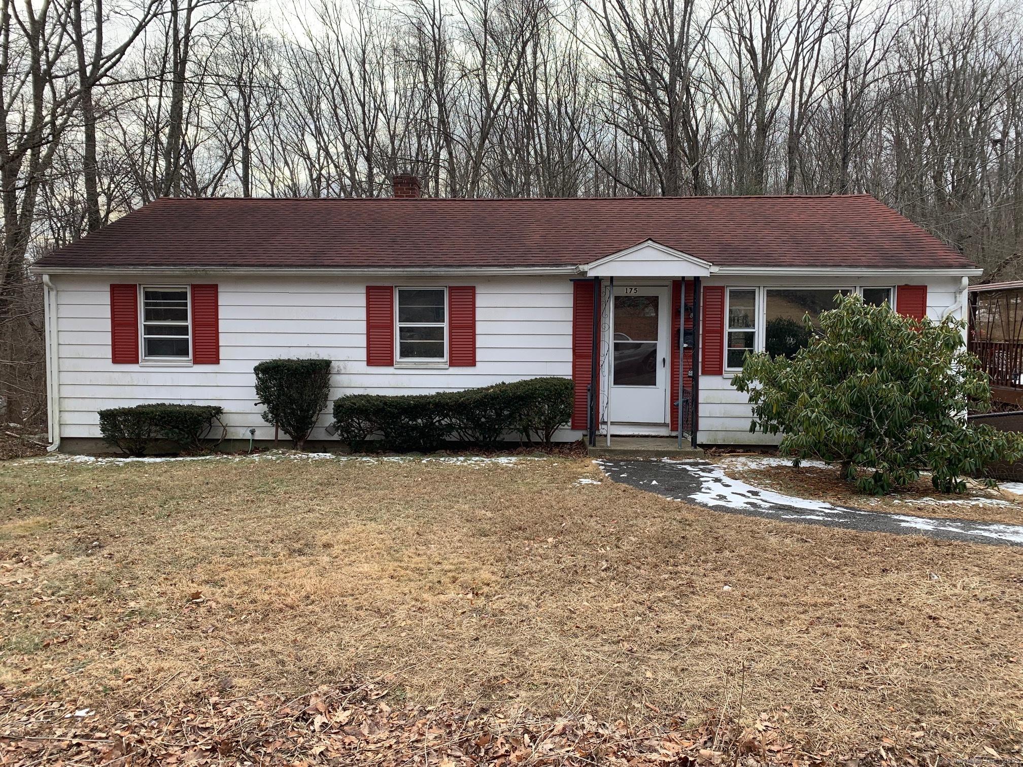 Devonwood Dr, Waterbury, CT 06708