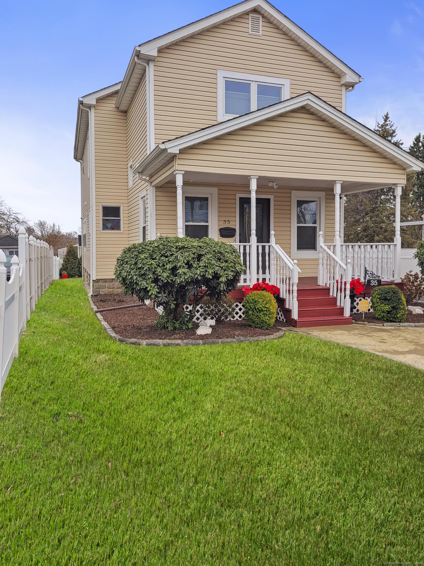 Querida St, Bridgeport, CT 06604