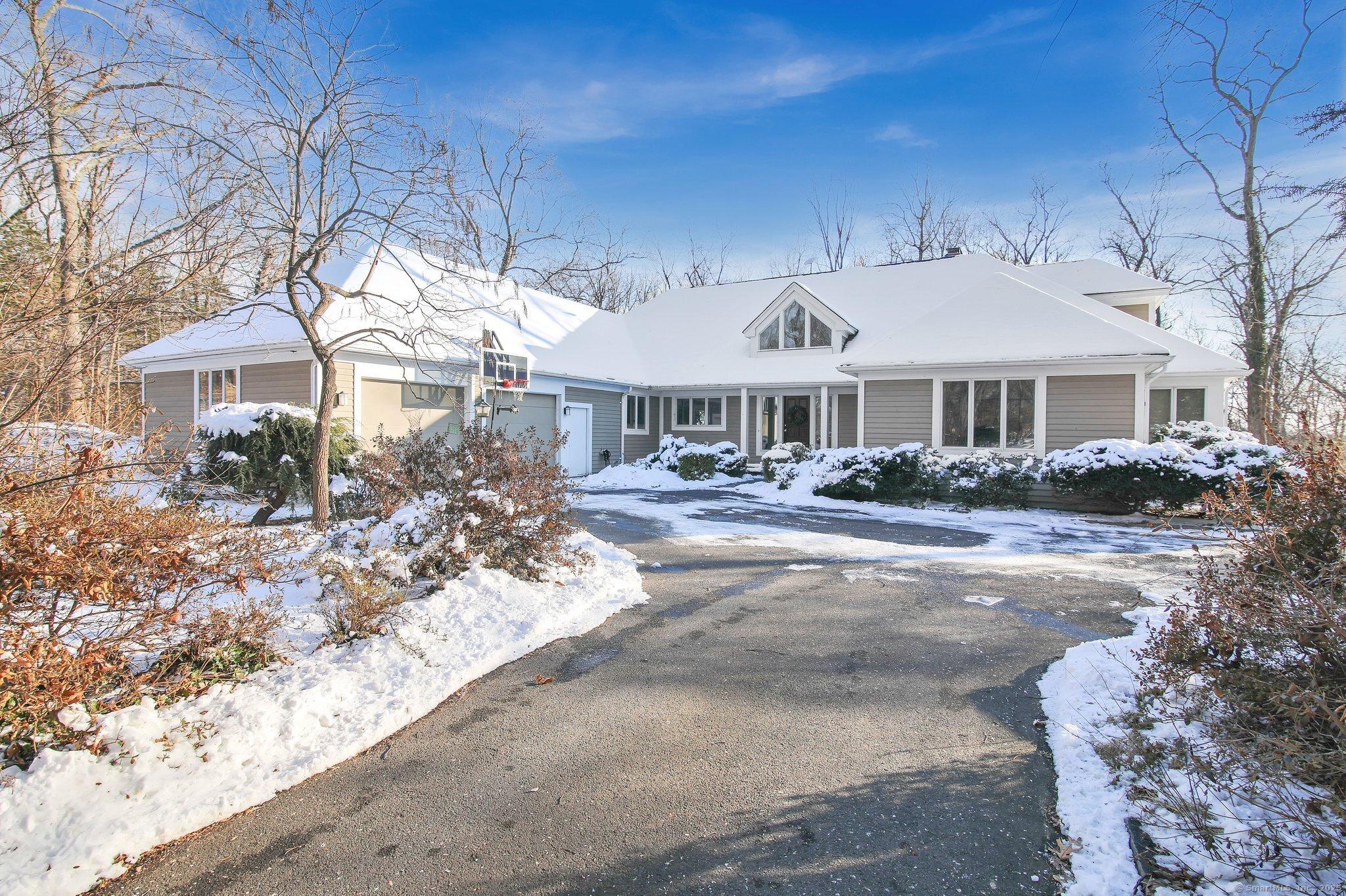 Newell Ln, Glastonbury, CT 06033