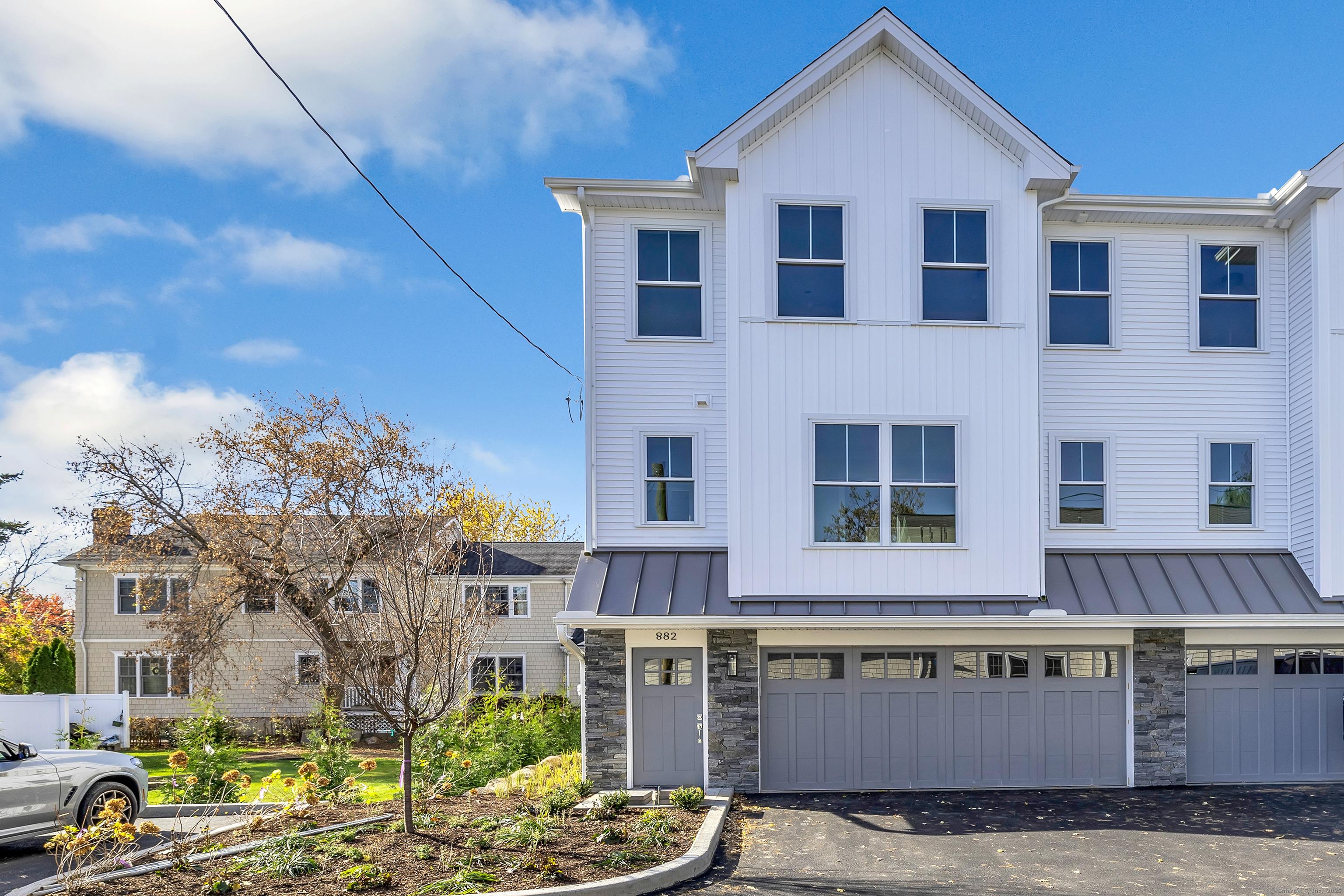Oldfield Rd, Fairfield, CT 06824