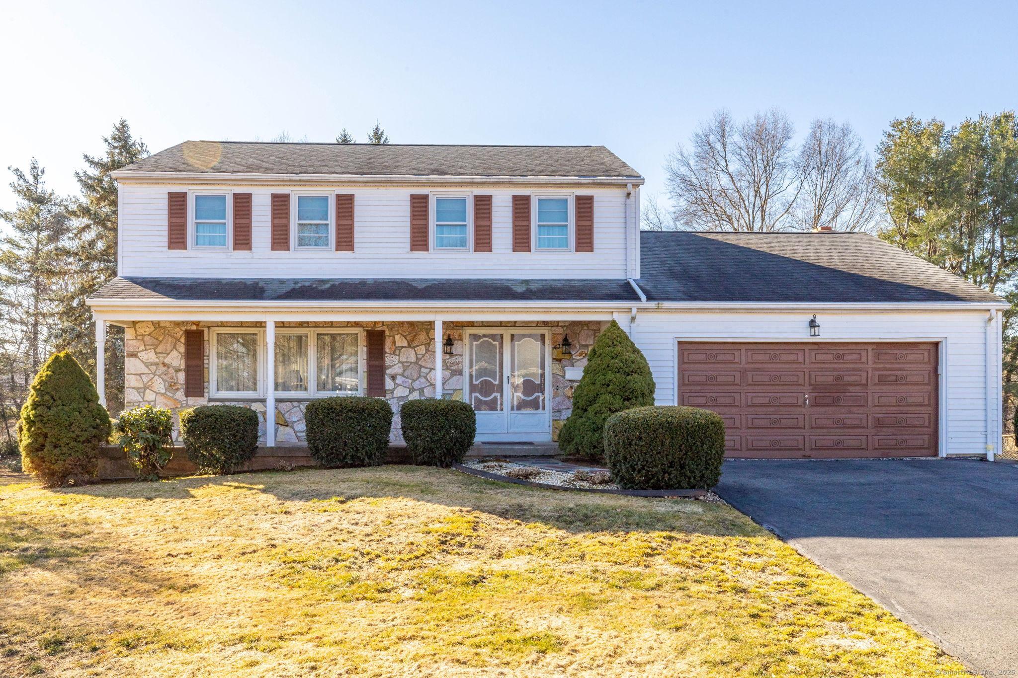 Beacon St, Newington, CT 06111