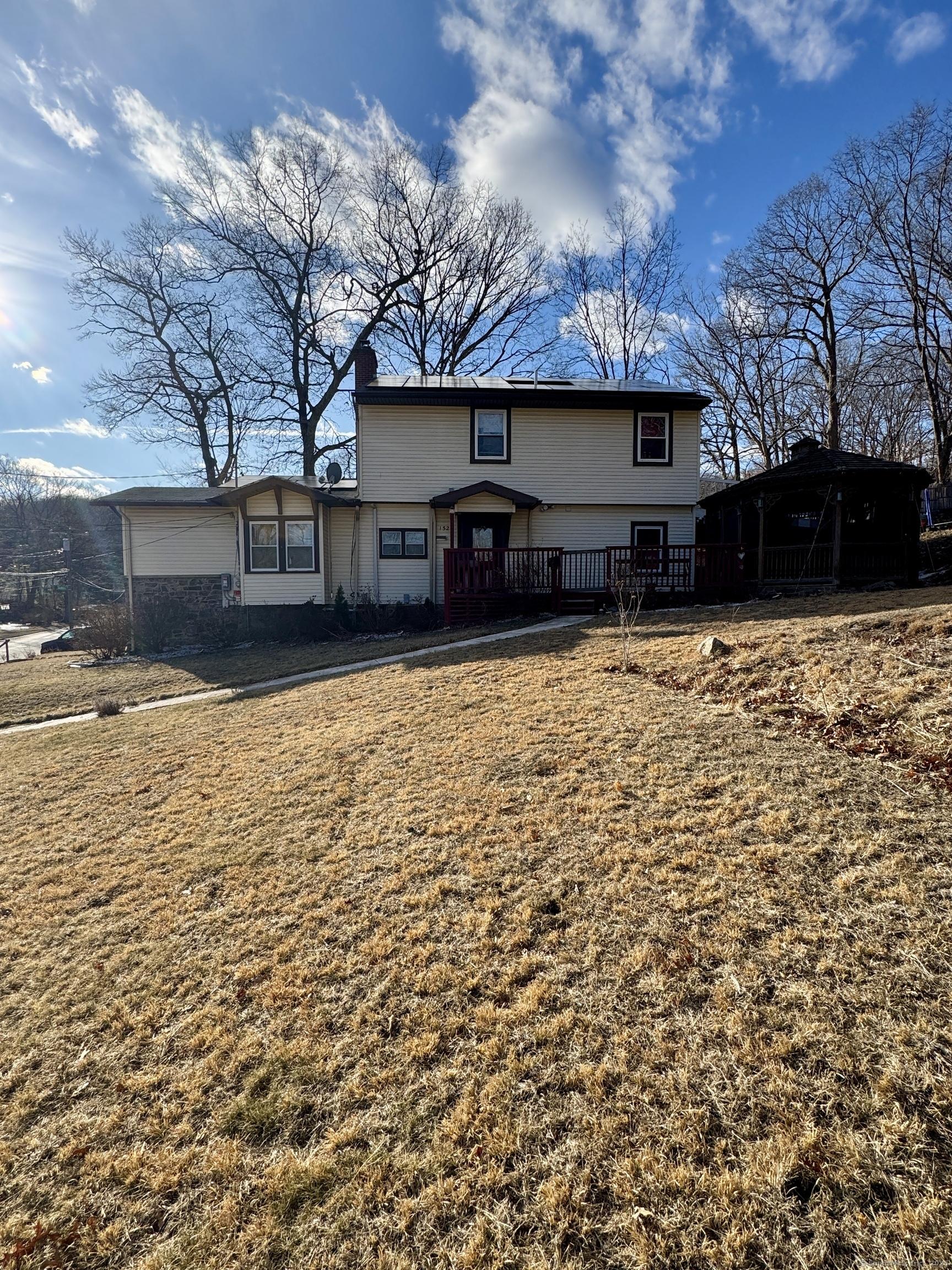 Delaware Ave, Waterbury, CT 06708