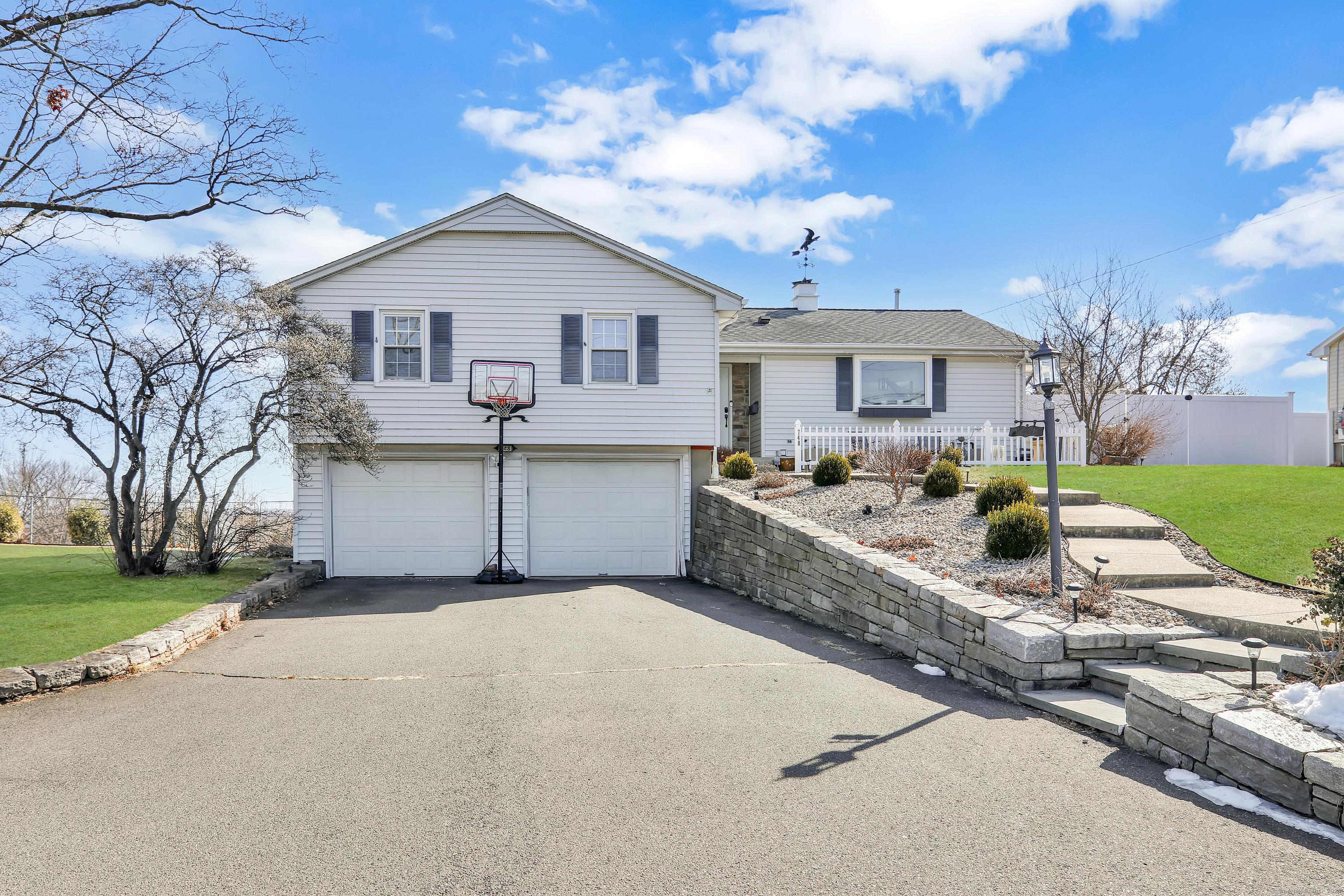 Maple St, Rocky Hill, CT 06067