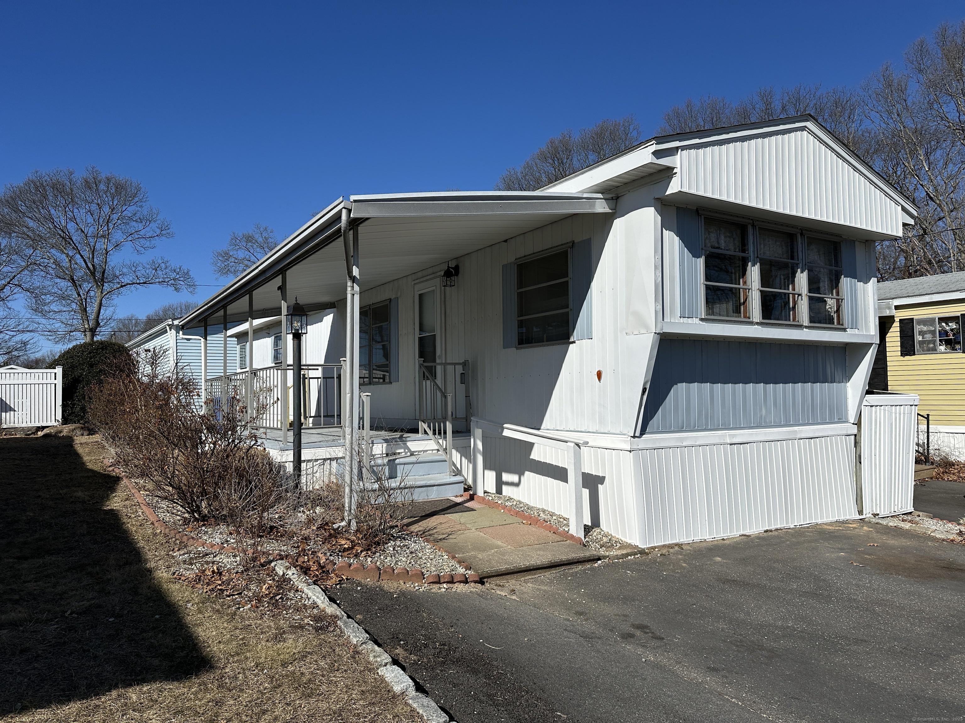 Grove Ter, Westbrook, CT 06498