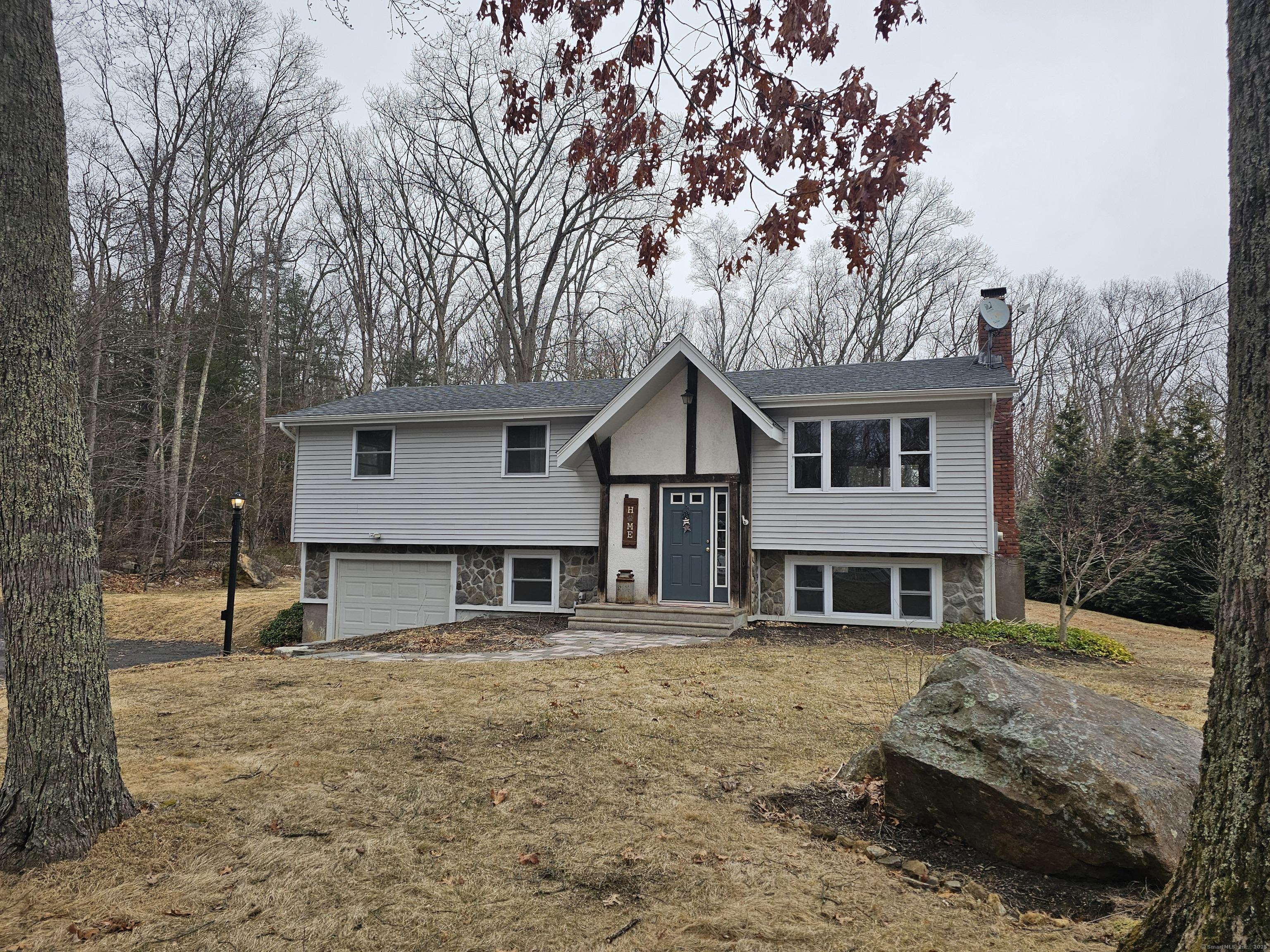 Lucerne Dr, Willington, CT 06279