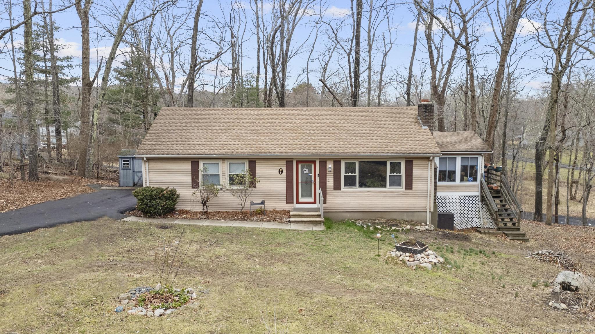 Sycamore Rd, Niantic, CT 06357