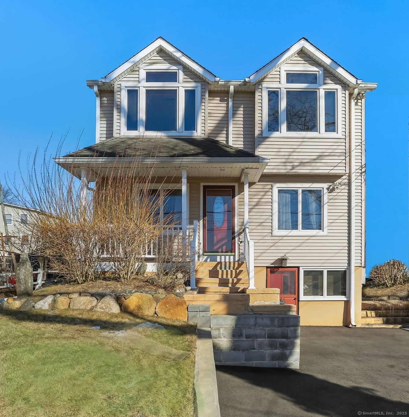 Fairfield Ave, Stamford, CT 06902
